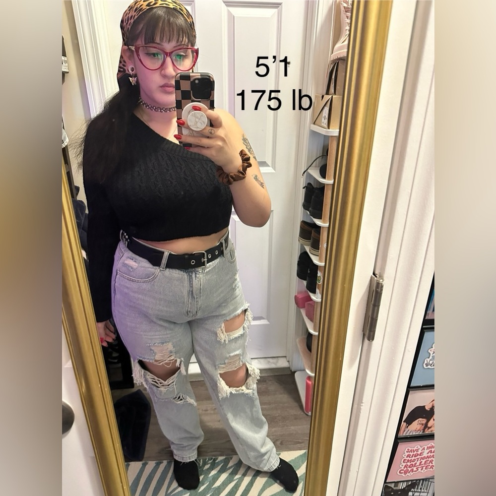 Black Ribbed One-Shoulder Top - Picture 4 of 9